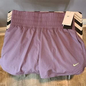 Nike OneWomen's Dri-FIT Ultra High-Waisted 8cm (approx.) Brief-Lined Shorts